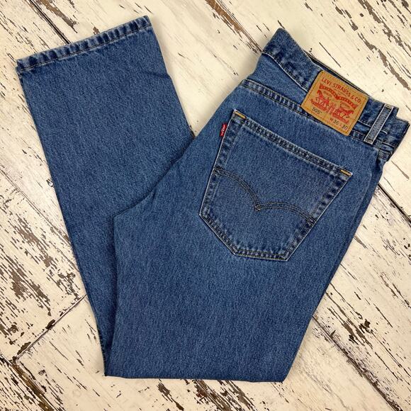 Levi’s 505 men’s 36x30 medium wash 
Excellent Condition! - Picture 1 of 7